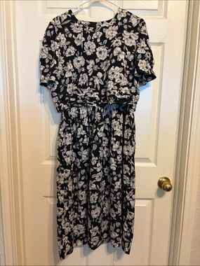 Kathie Lee Collection Black and White Floral Midi Dress